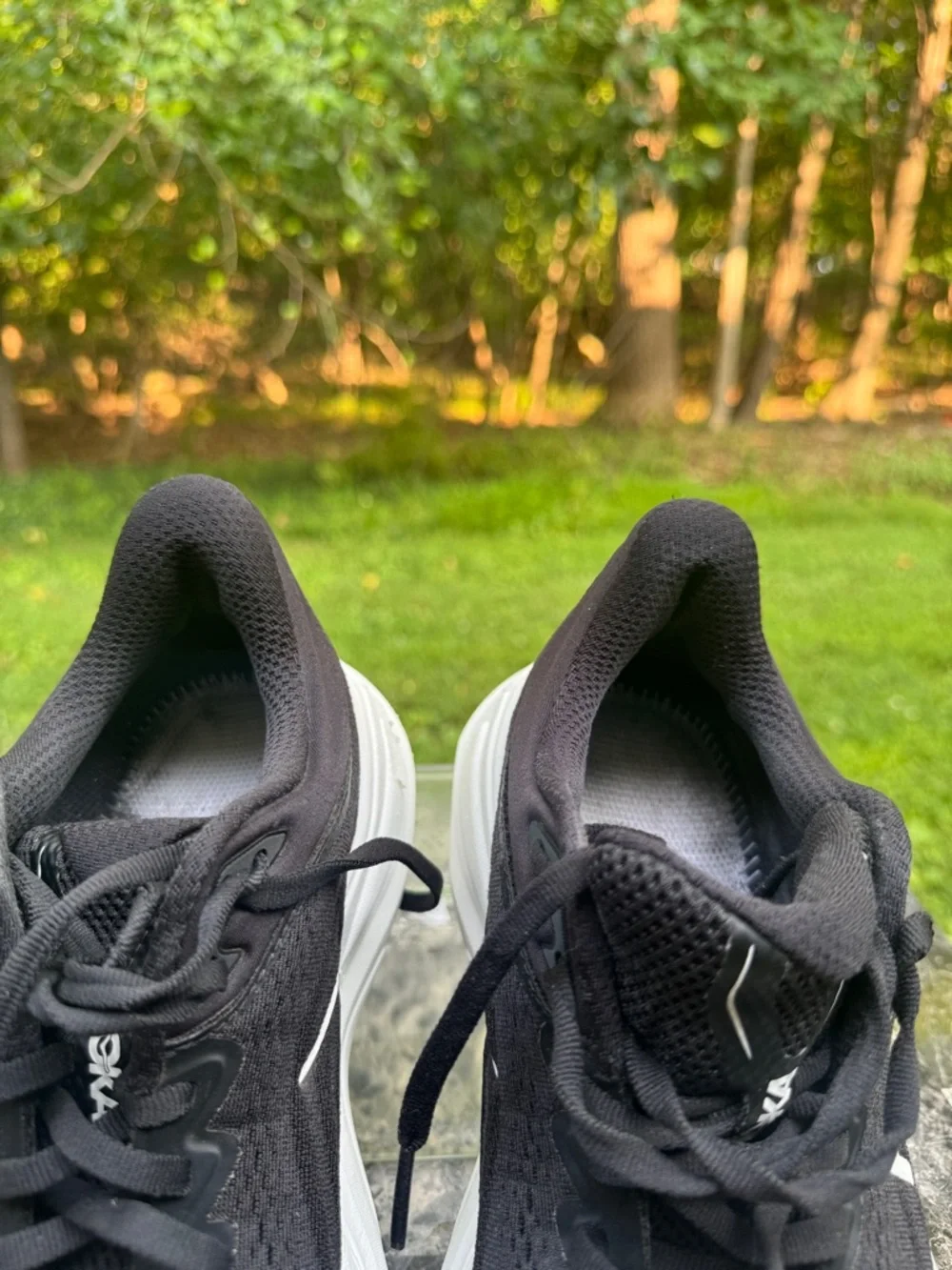 Hoka One One Bondi 9 Womens Size 7 2EBlack White Athletic Running Shoes Sneakers